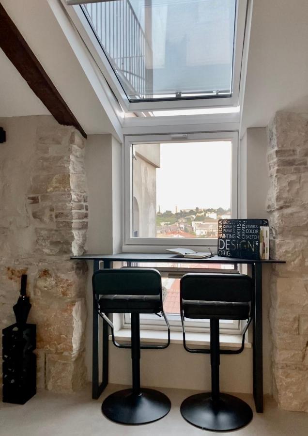 Castropola Views With Private Parking Pula Exterior foto
