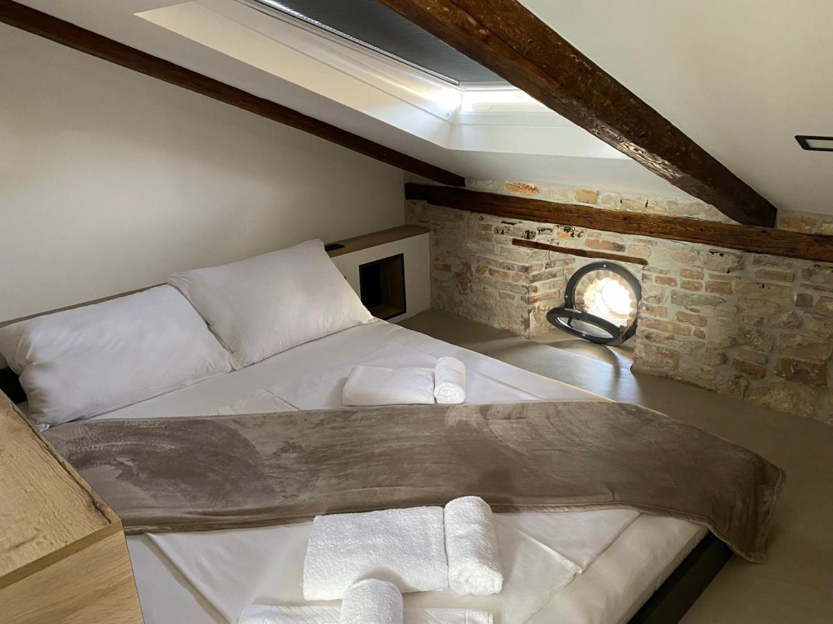 Castropola Views With Private Parking Pula Exterior foto
